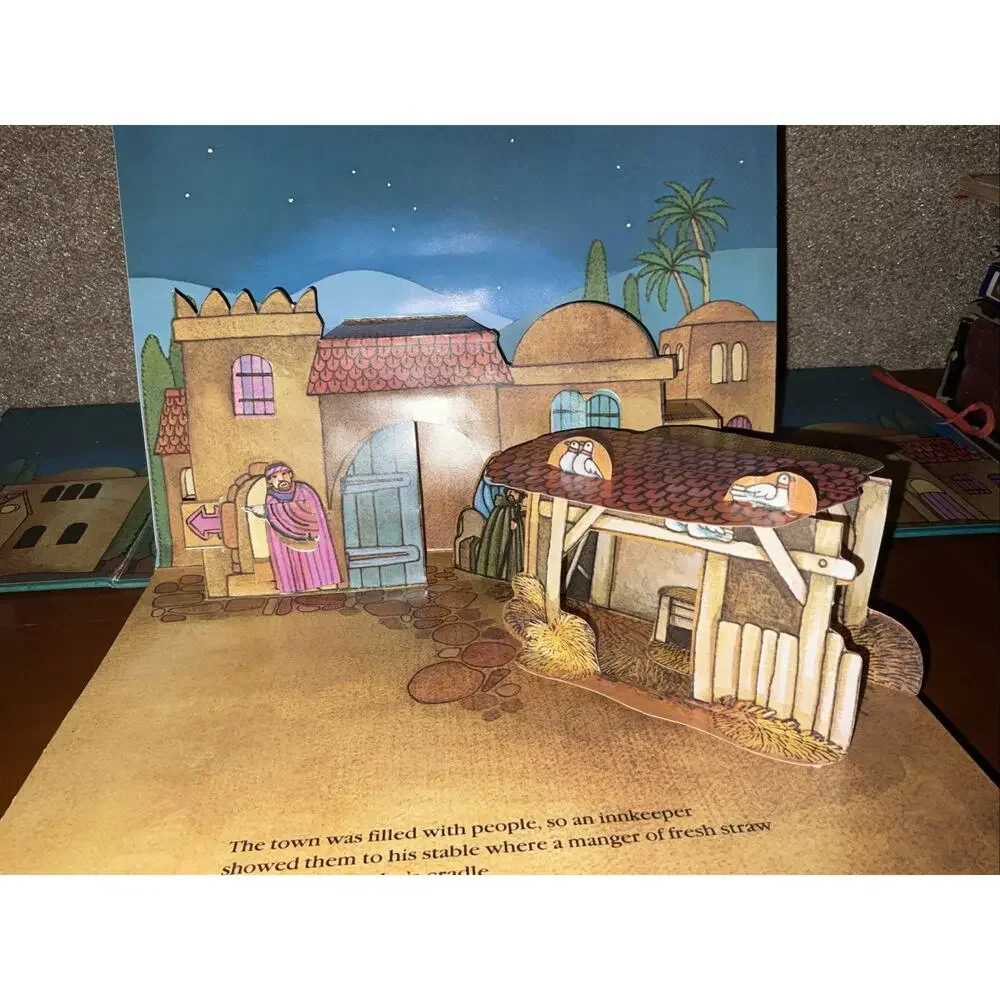 The First Christmas by Tomie de Paola 1984 Festive Pop-up Book. G. P. Putnam 3D